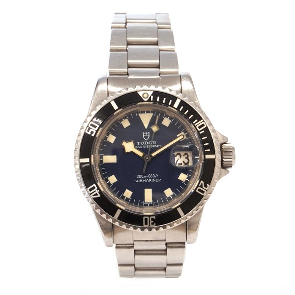 Tudor Submariner Snowflake ref. 94110 år 1980. God stand med flot ensartet 
patinering. Mindre rugsspor. D: 40mm